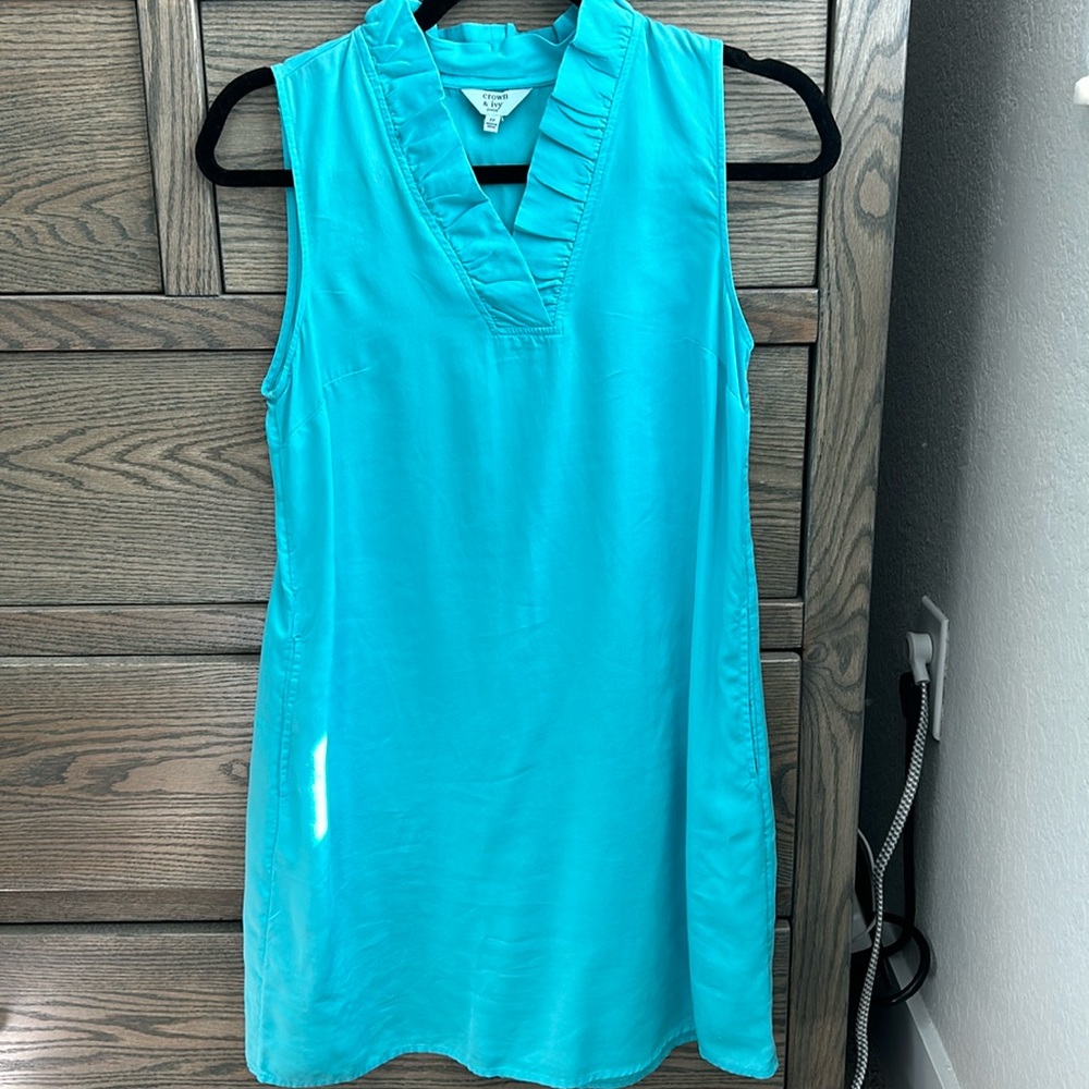Crown & Ivy blue sleeveless dress